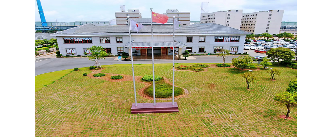 广告三